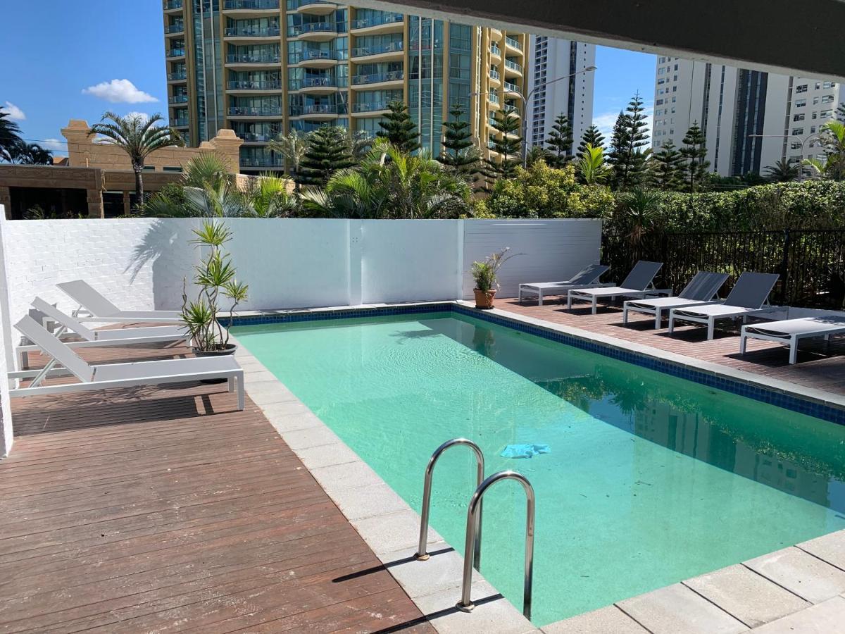 Aussie Dream Hostel Gold Coast Ngoại thất bức ảnh
